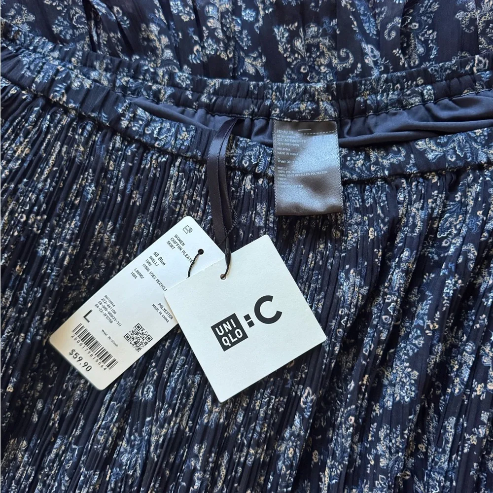 Uniqlo C Pleated Paisley Elastic Waist Skirt - Picture 3 of 11
